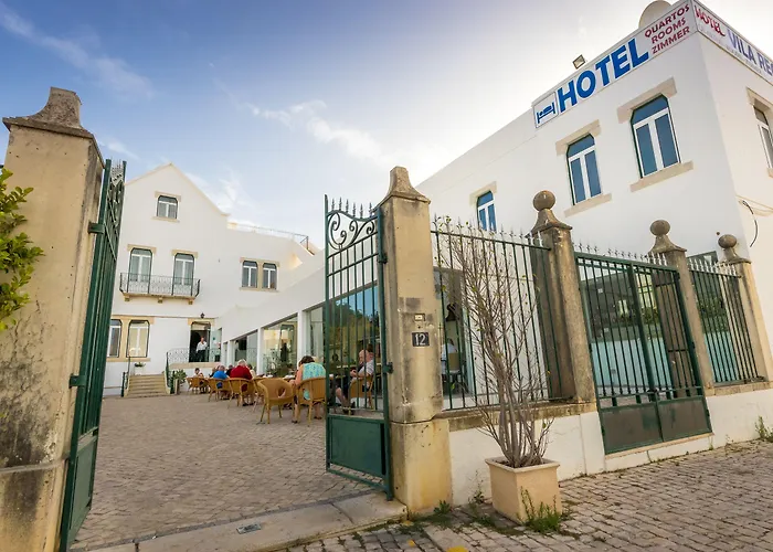 维拉赫斯菲酒店 2*