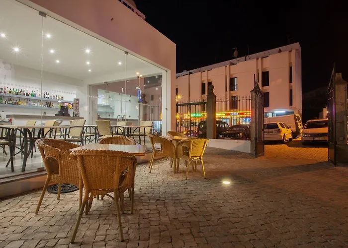 维拉赫斯菲酒店 2* 阿尔布费拉